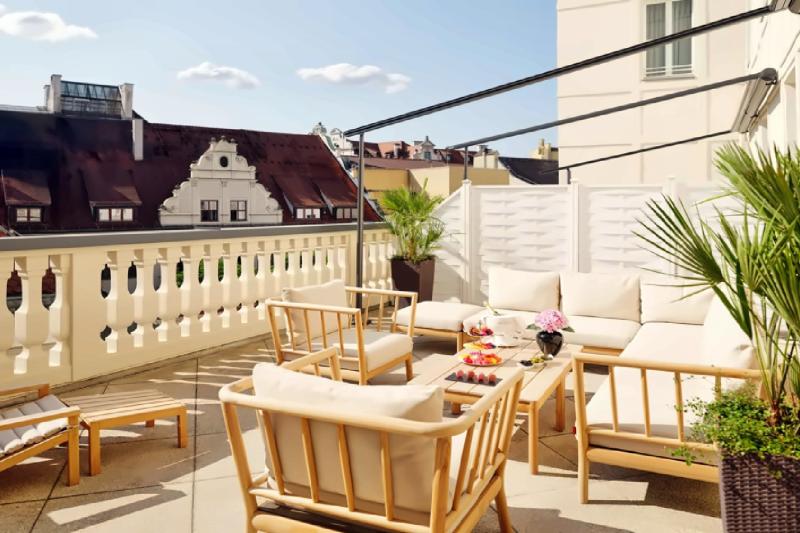 2 Bedroom Leopold Suite