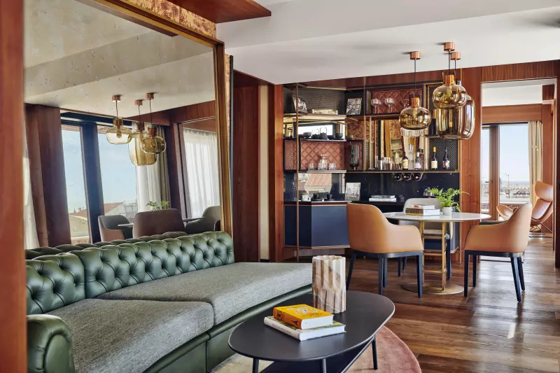 Thompson Terrace Suite