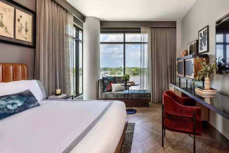 Riverfront Corner Room