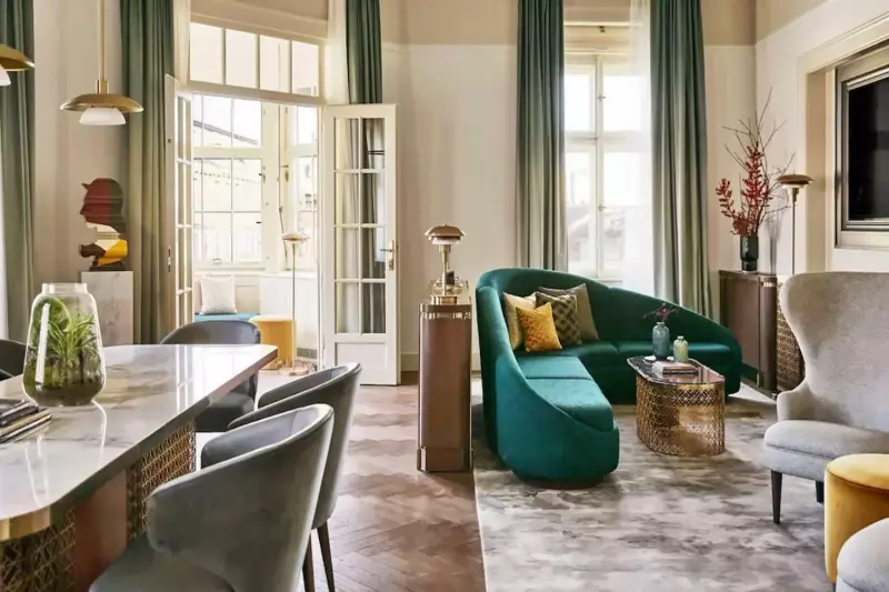 Wintergarden Deluxe Suite