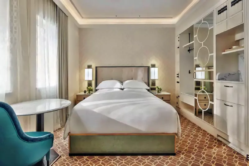 Courtyard View Room