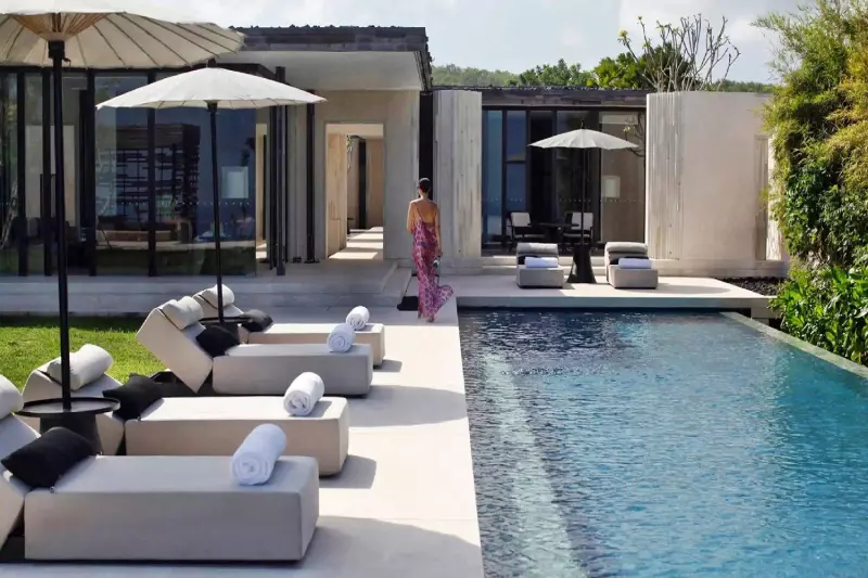 3 Bedroom Cliff Edge Pool Villa