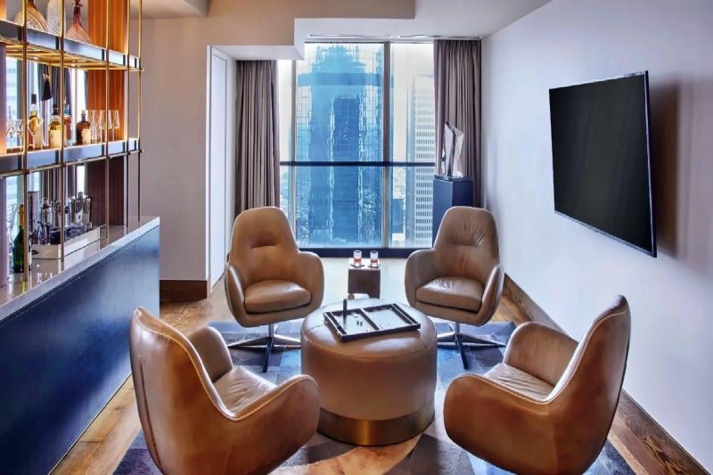 North Penthouse Suite