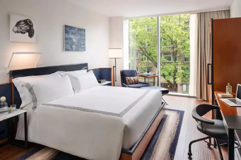 Deluxe City View Room