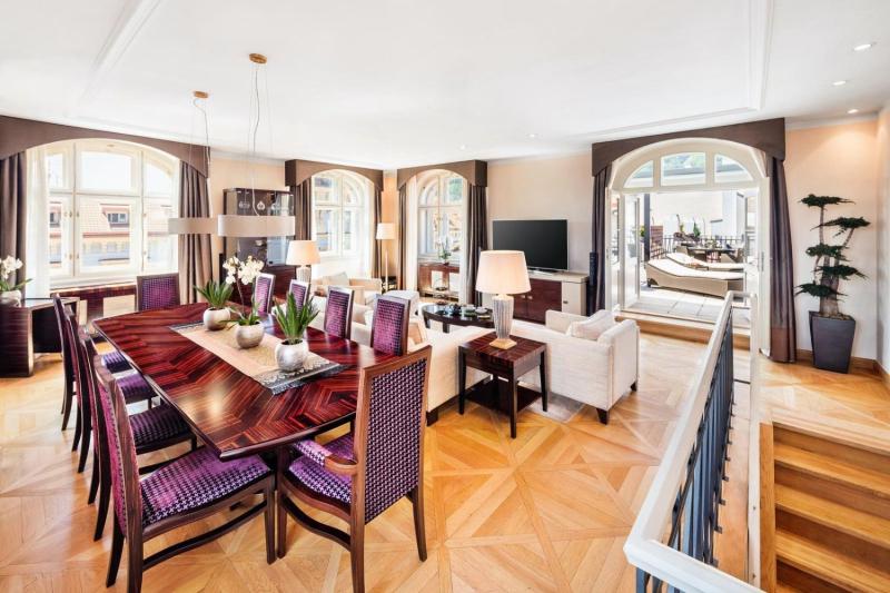 2 Bedroom Presidential Suite