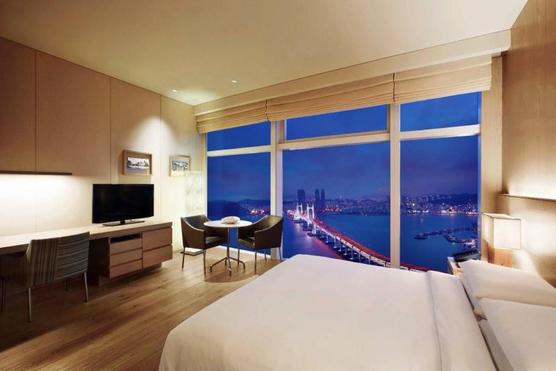 High Floor Ocean View Room