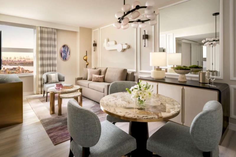 Signature Bay View Suite