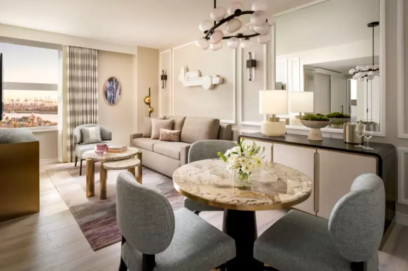 Signature Bay View Suite