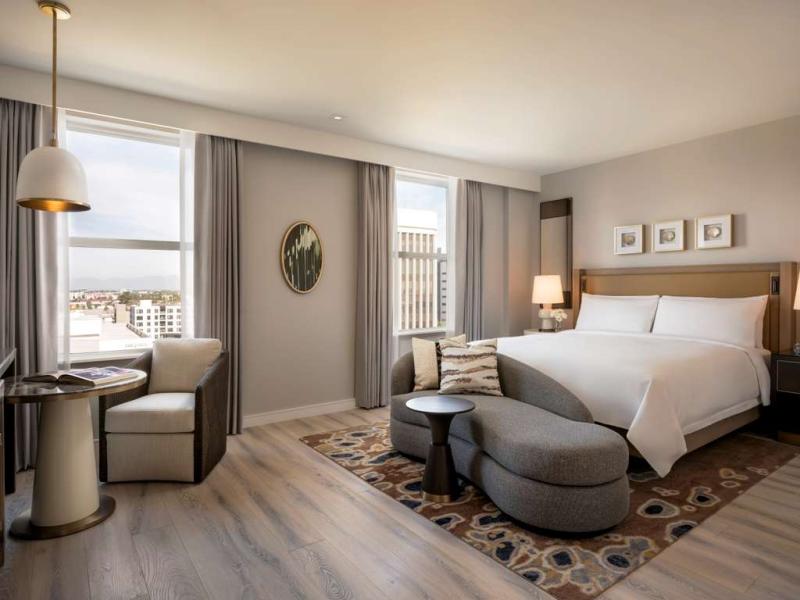 Deluxe City View Room