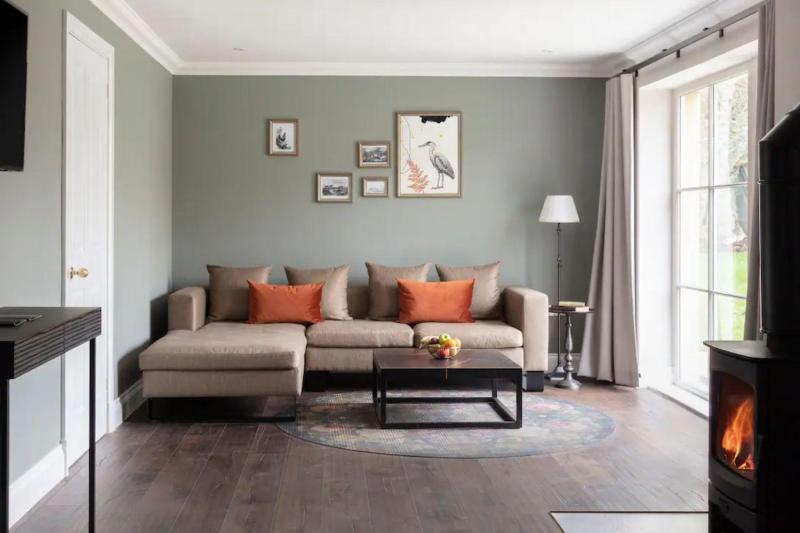 2 Bedroom Chefs Cottage 