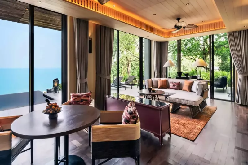 1 Bedroom Ocean View Heritage Pool House