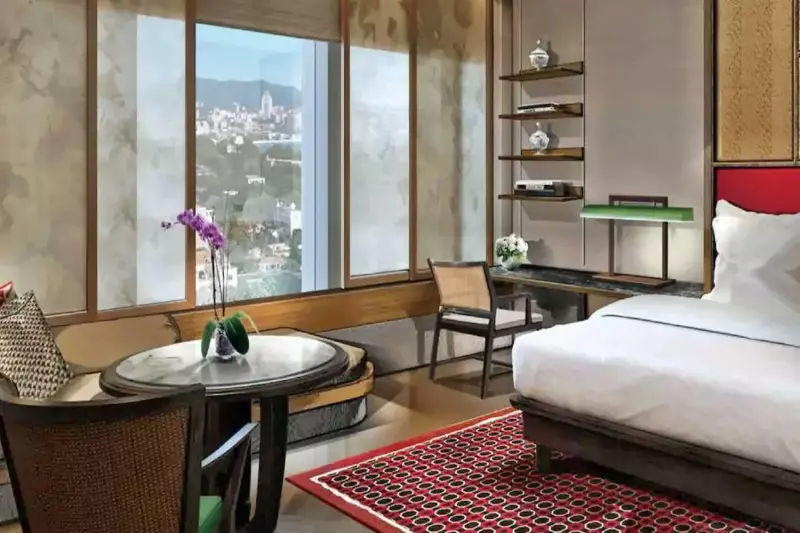 Andaz Suite 