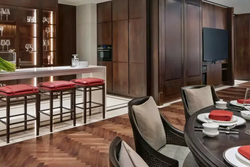 Presidential Suite 