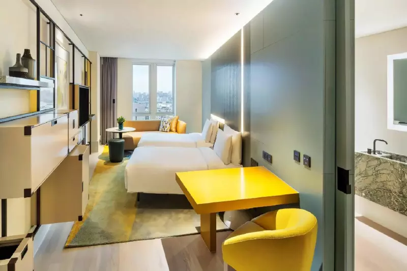 Deluxe Room 