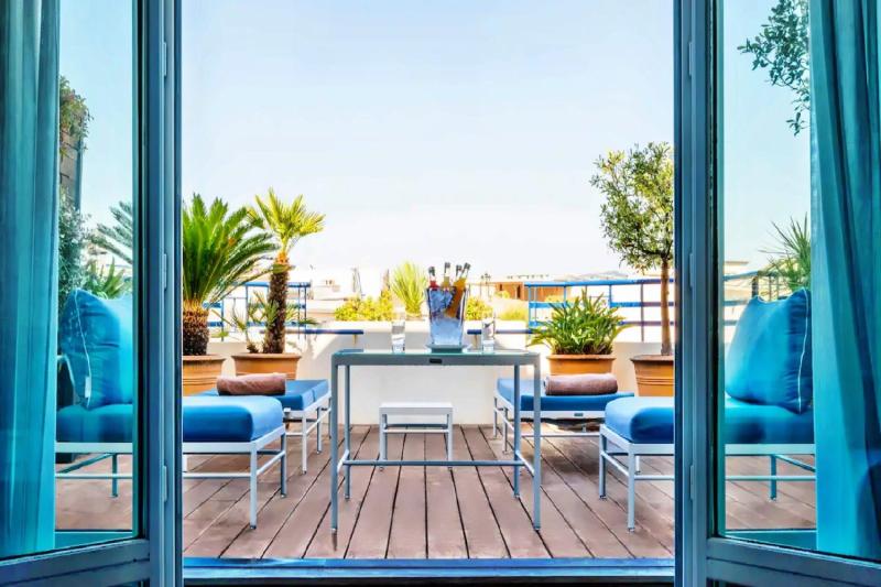 Junior Terrace Suite