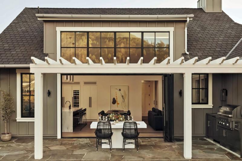 3 Bedroom Vineyard & Mountain Premier Villa