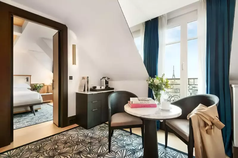 Eiffel Tower View Suite
