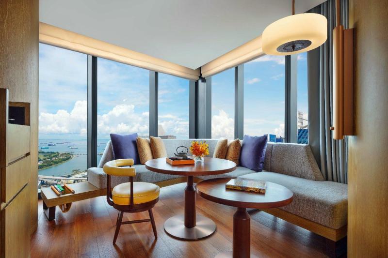 2 Bedroom Andaz Suite