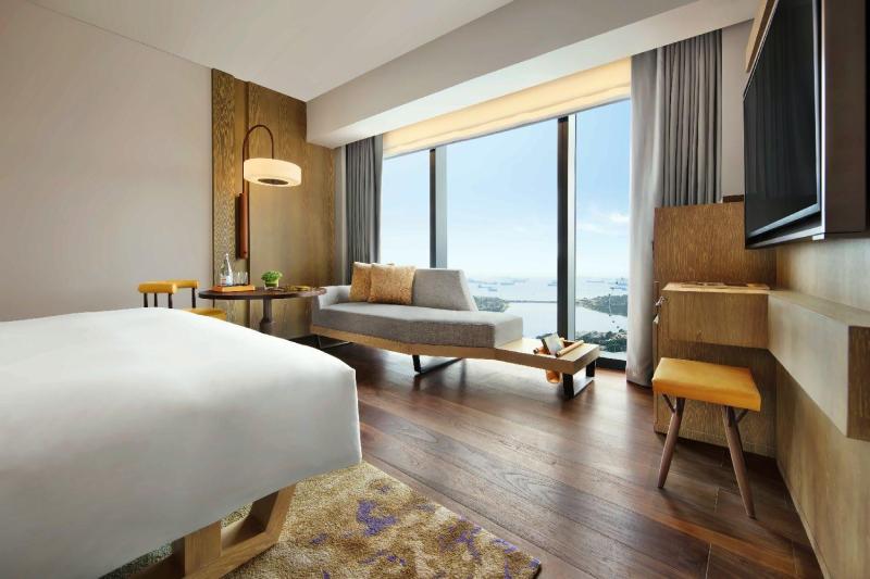 Deluxe Sea View Room