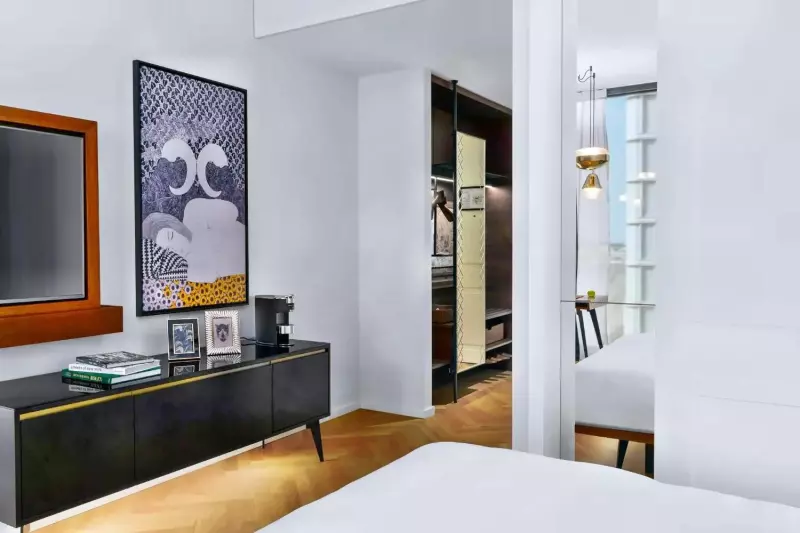 2 Bedroom Family Room 