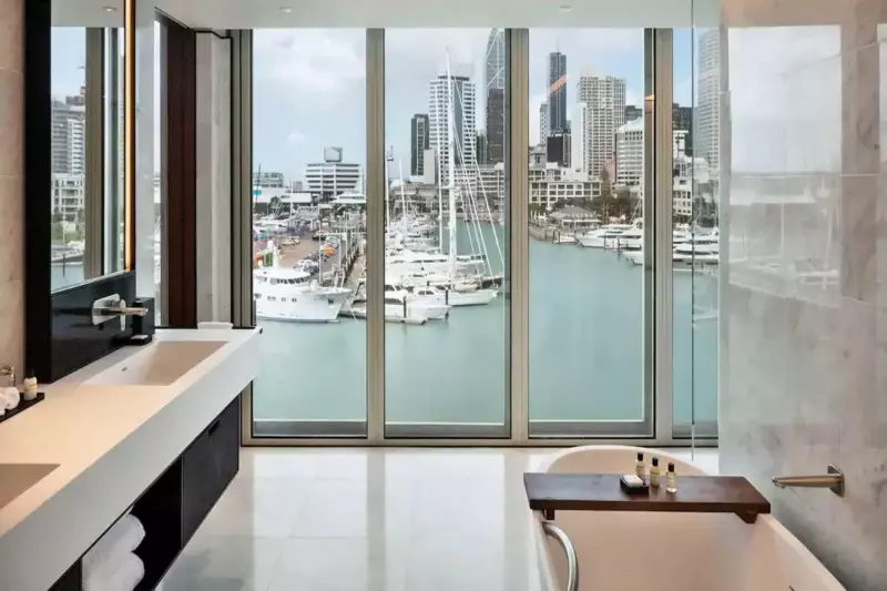 Harbour Corner Suite