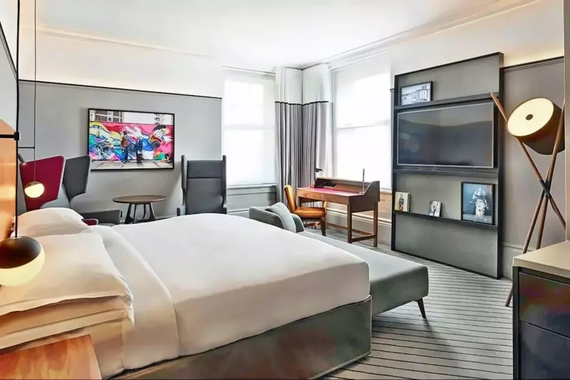 2 Bedroom Deluxe Connecting Rooms