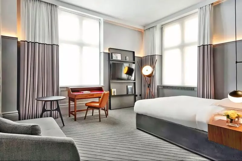 2 Bedroom Deluxe Connecting Rooms