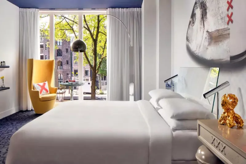 Canal View Room