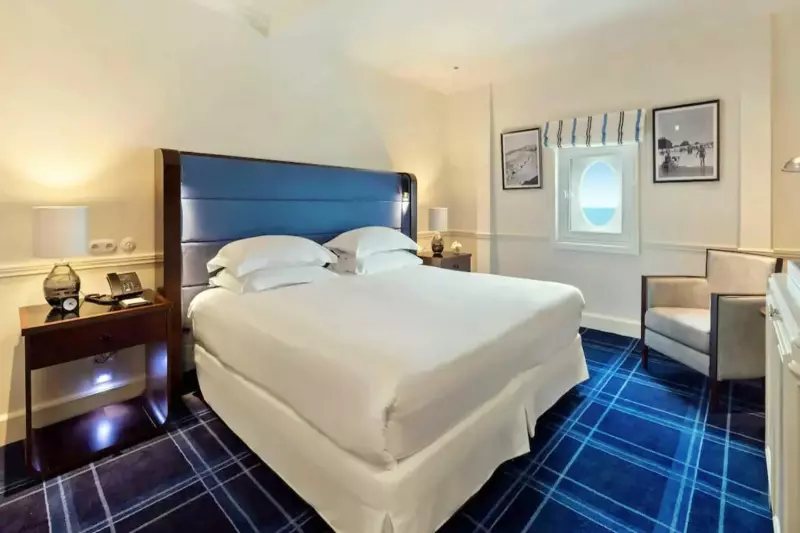 Nautical style Deluxe Room
