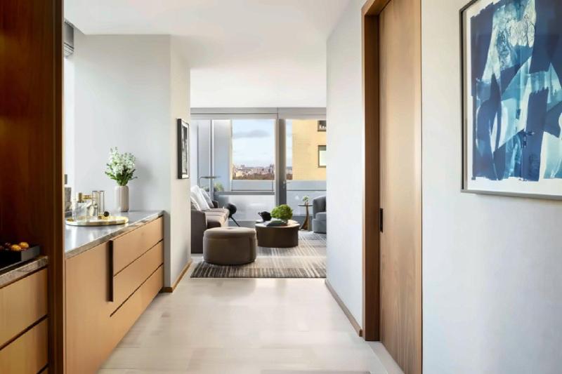 Central Park Balcony Suite 