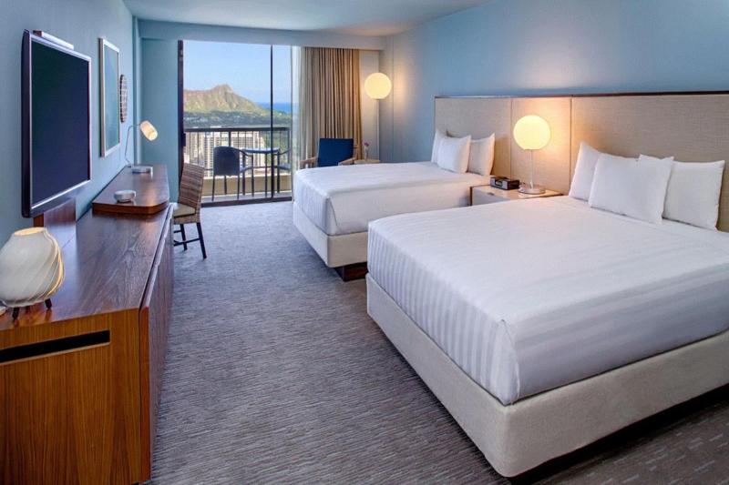 Diamond Head Oceanfront View Room
