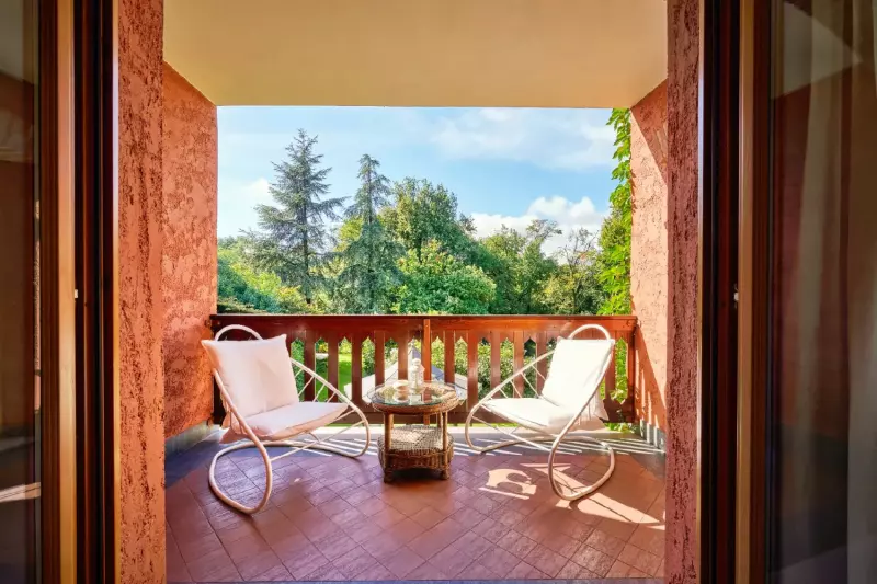 Deluxe Terrace Room