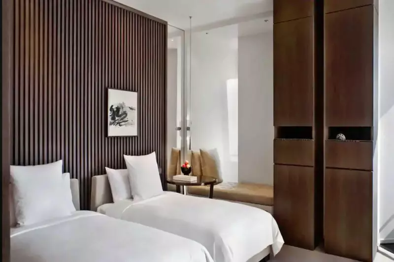 Bund River View Room