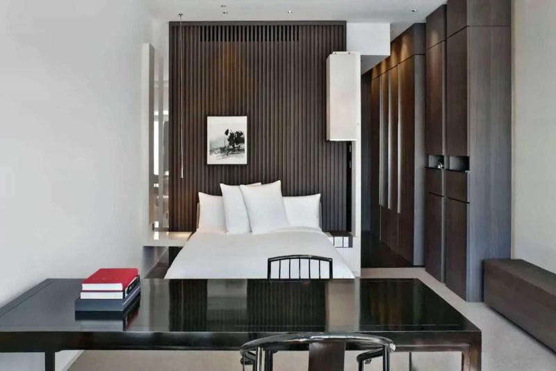 Deluxe City View Room