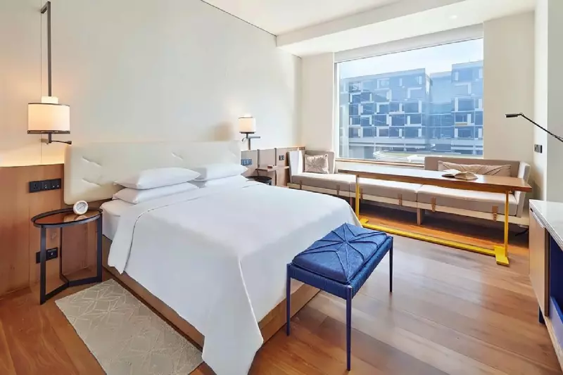 Standard Courtyard View Room