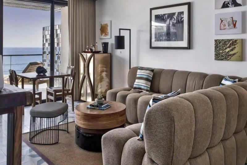 Thompson Ocean View Balcony Suite 