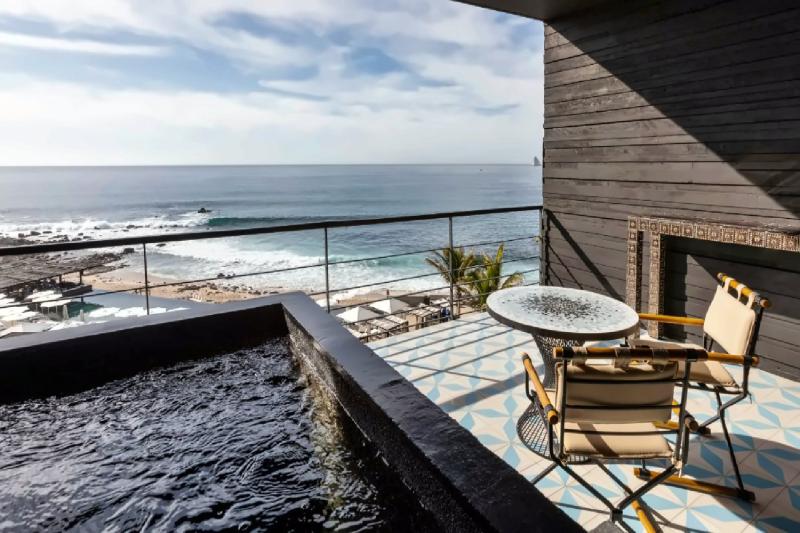 Thompson Ocean View Pool Suite