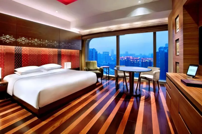 Andaz Corner Room 