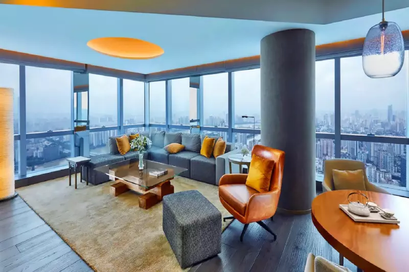 Deluxe River View Suite