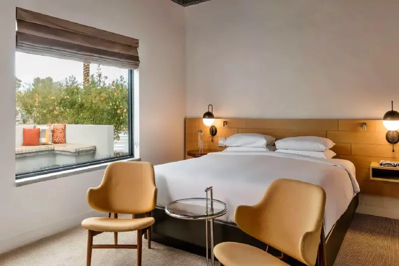 Knoll Premium Bungalow 