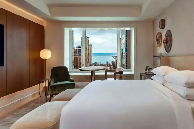 Deluxe Lake View Room