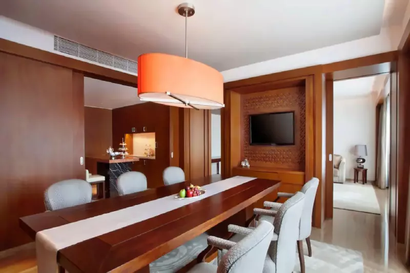 Premier Suite