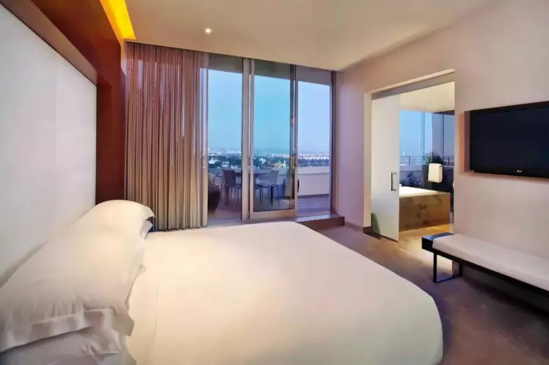 2 Bedroom Panorama Suite