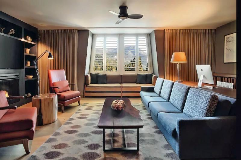 Presidential Suite