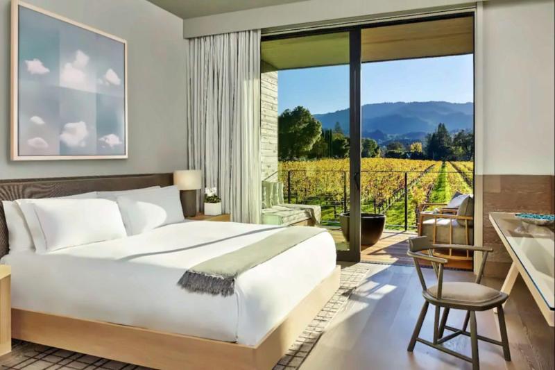 Vineyard View Balcony Room 