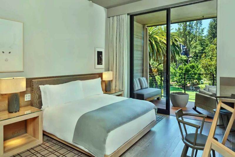 Streamside Deluxe Balcony Room