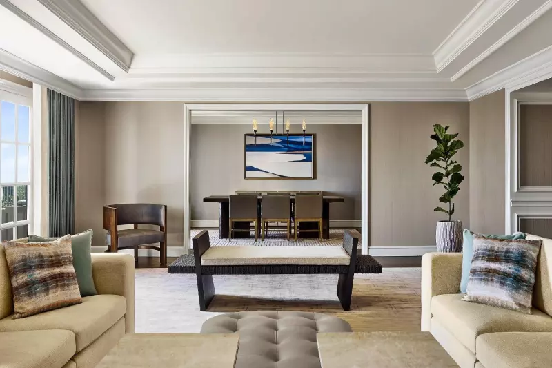 Presidential Suite 