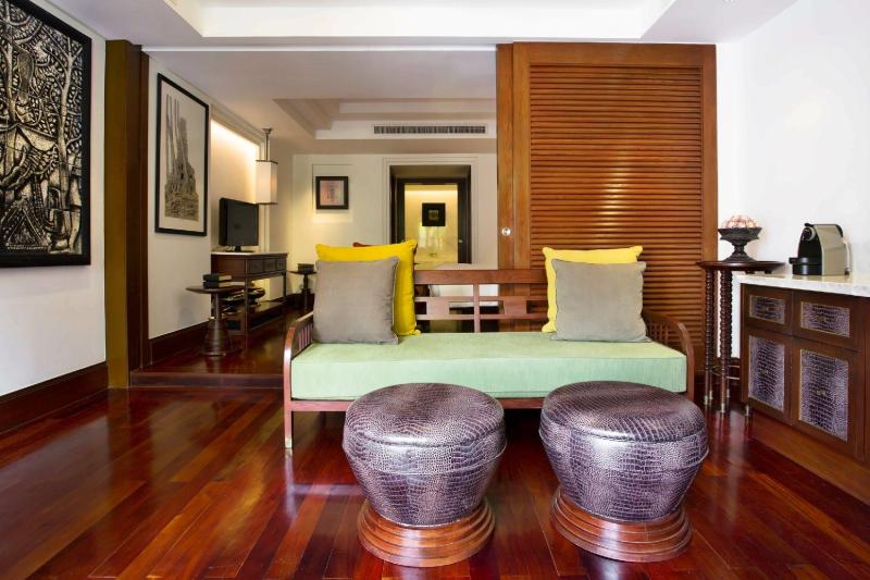 Park Executive Pool Suite 