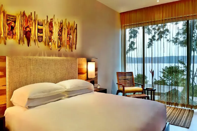 Partial Bay View Room