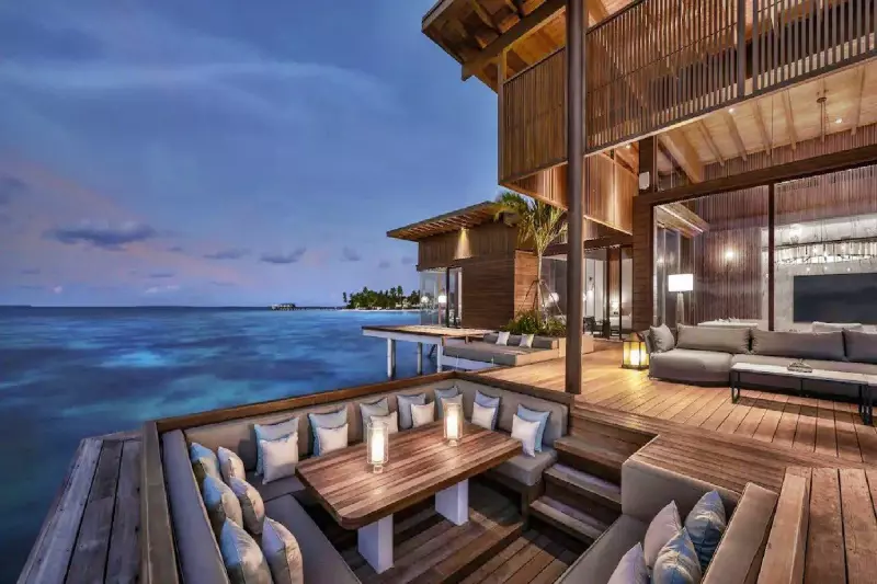 3 Bedroom Kiaali Overwater Residence 